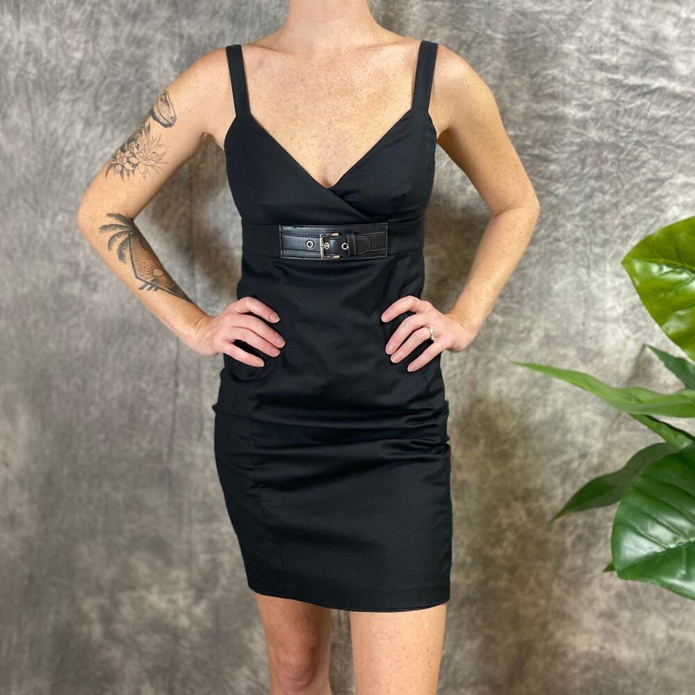 Michael Kors Bodycon Silver Belt Buckle Sexy Little Black Dress Mini Length LBD - Picture 3 of 9